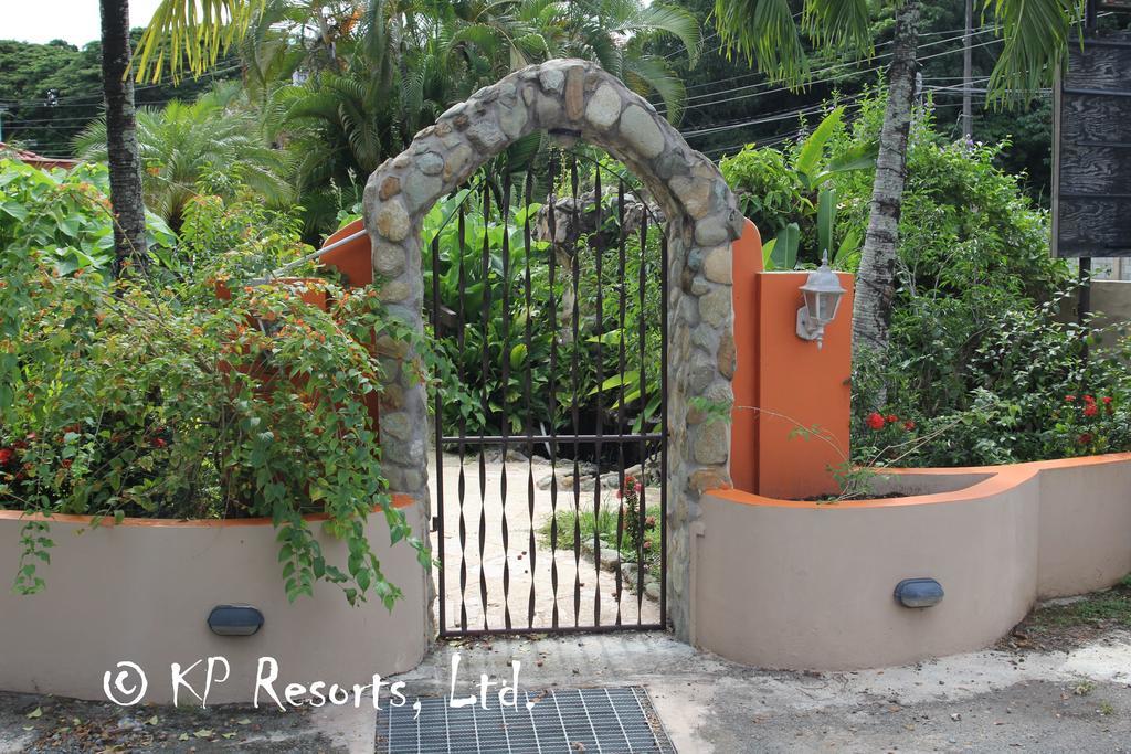 Enchanted Waters Tobago Buccoo Екстериор снимка
